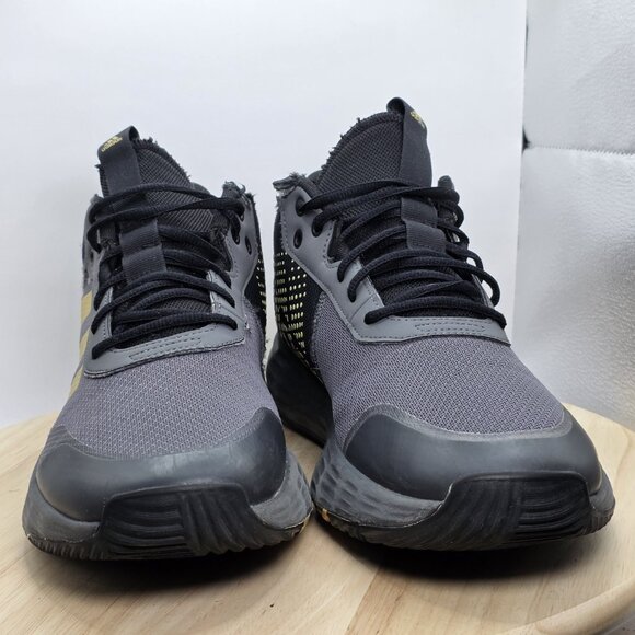 Mens Size 12 - Adidas Own The Game Basketball Shoes Excellent Condition - Picture 2 of 10